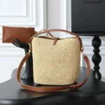 LE 37 mini in raffia