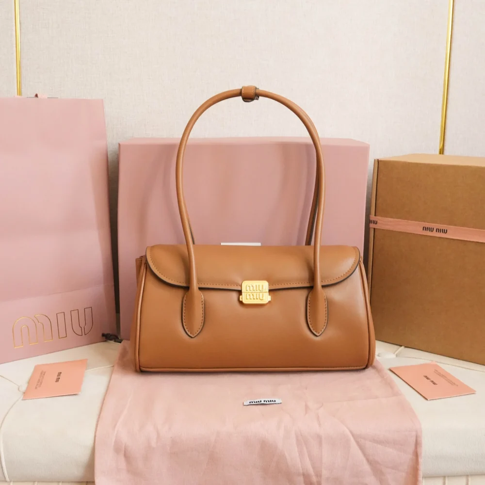 Miu Miu Leather Shoulder Bag