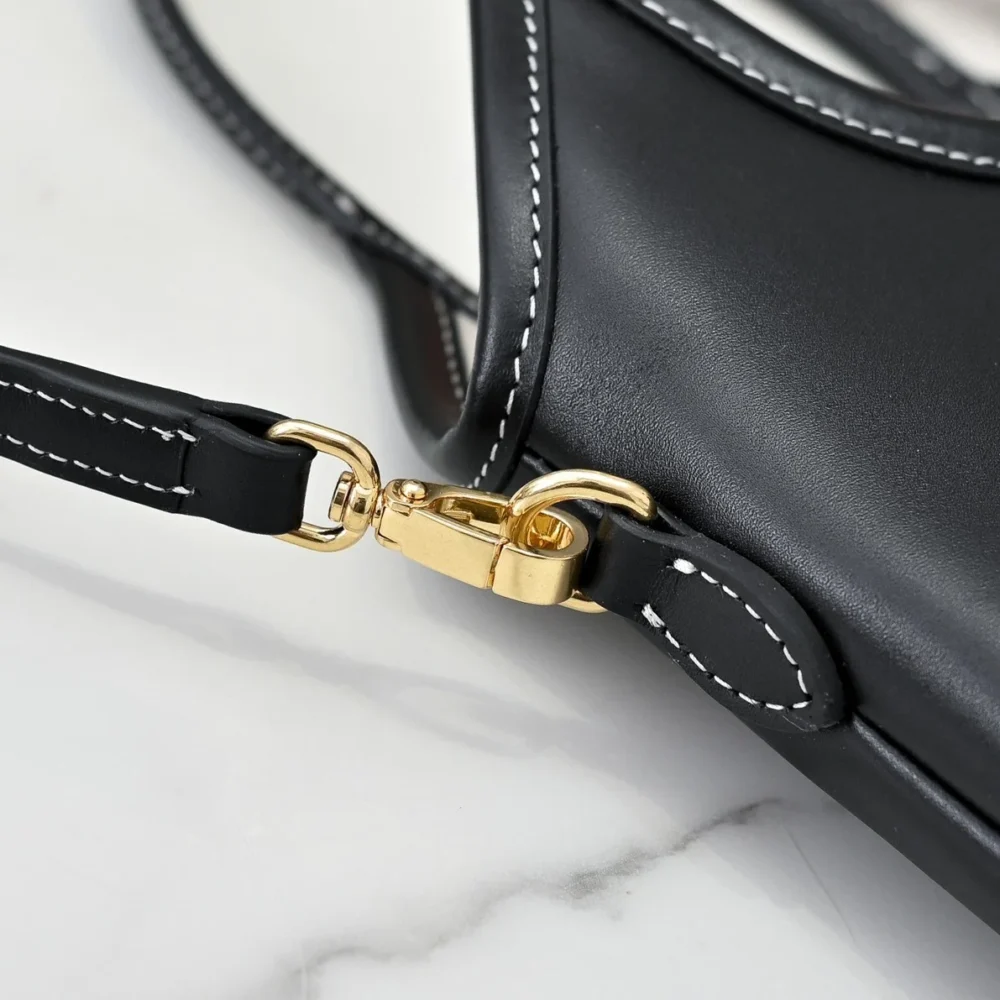 Miu Miu Ivy Leather Bag