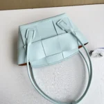 Bottega Veneta Arco 33