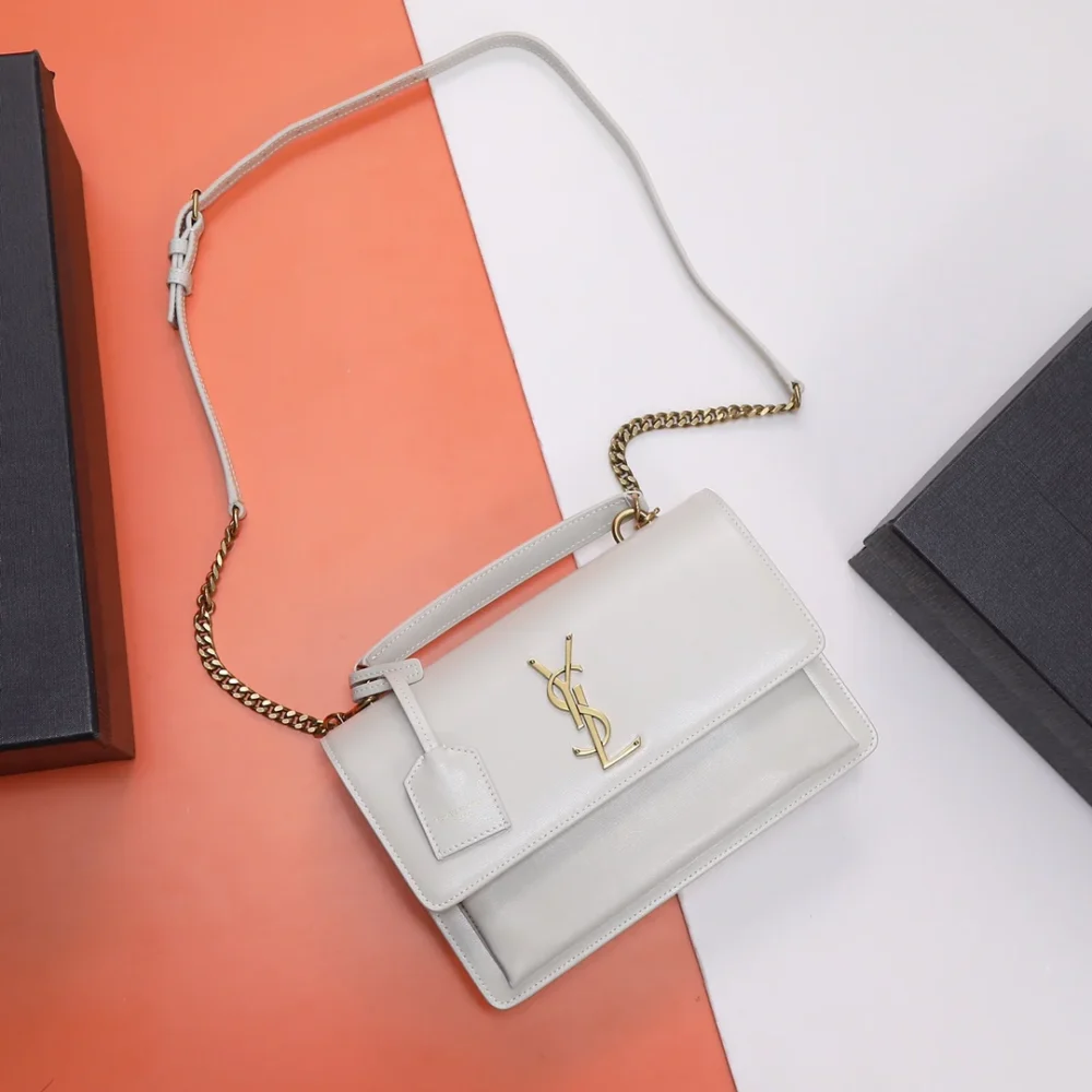 Saint Laurent SUNSET MEDIUM IN SMOOTH LEATHER