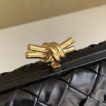 Bottega Veneta (BV) Knot