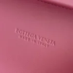 Bottega Veneta (BV) Knot