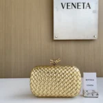 Bottega Veneta (BV) Knot