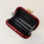 Bottega Veneta (BV) Knot